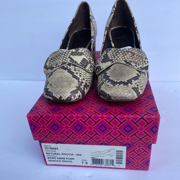 Tory Burch Bond 55MM Pump Printed Snake - Picture 4 of 16
